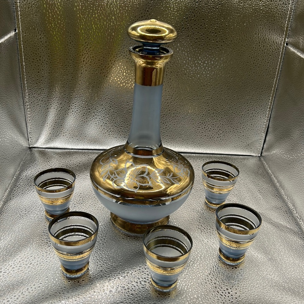 Mad Men MidCentury modern ,  decanter , with stopper and five glasses